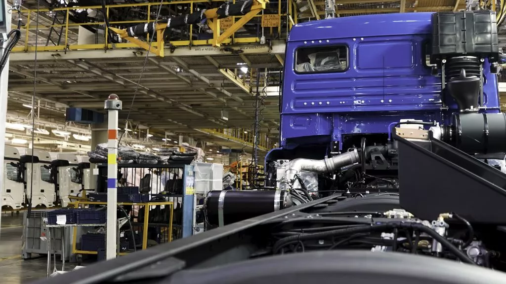 fábrica de automóveis